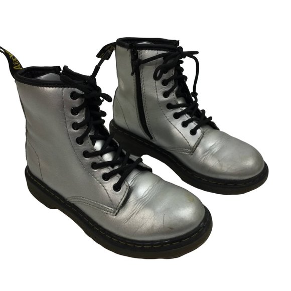 Dr. Martens | Shoes | Dr Martens 